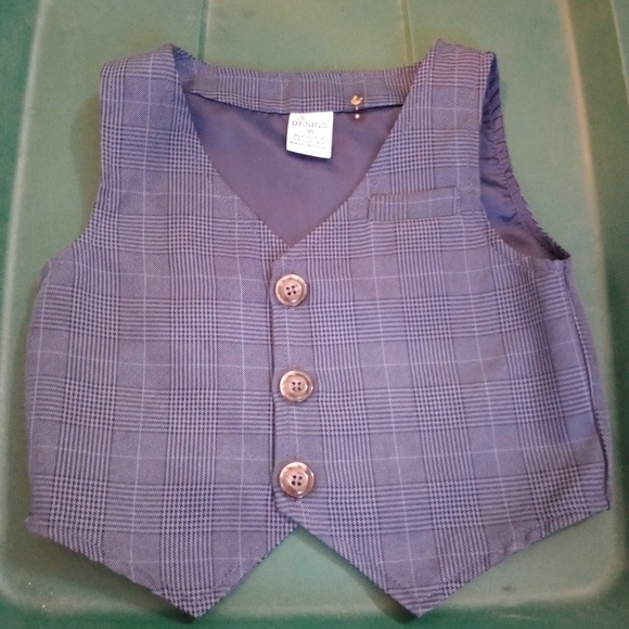 A & J design kids vest 2T. NWOT (Chi084) - Picture 1 of 2